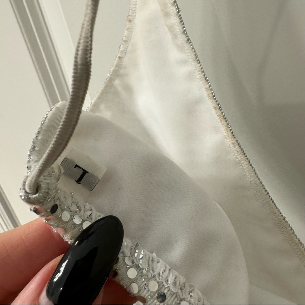 Oseree Disco 90’s Bikini Top Only in Silver Revolve - Picture 7 of 8